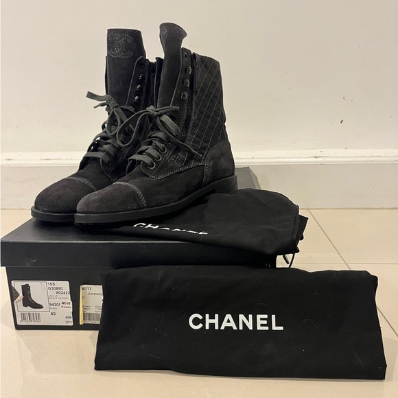 CHANEL Black Combat & Moto Boots - Picture 3 of 11